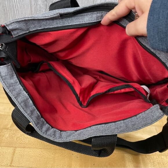 SKIP HOP Messenger Diaper Bag Heather Gray 14.5 x 13 - Picture 3 of 15